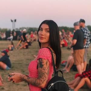 Meet your Posher, Navey